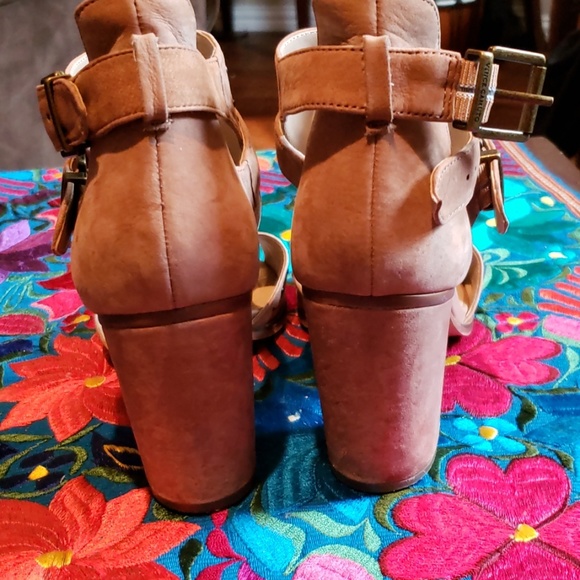 Shoes - Picture 3 of 5